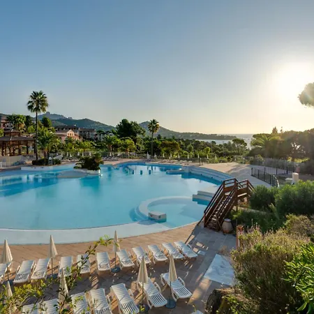 Le Village De Cap Esterel - Maeva - 2 Pieces 5 Personnes Climatise Avec Vue - Prestige - Super Mae-5574 Appartement *